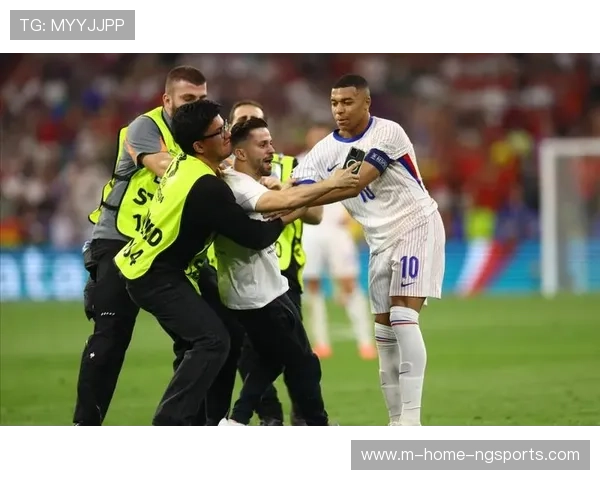 法国德尚最后一舞面临更衣室管理 战术保守性成卫冕隐忧